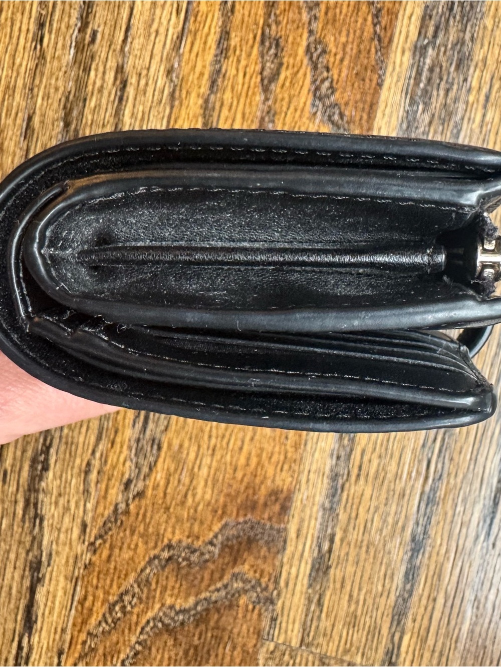 Kate Spade Black Pebbled Leather Zip Around Bifold Medium Wallet - Picture 10 of 10